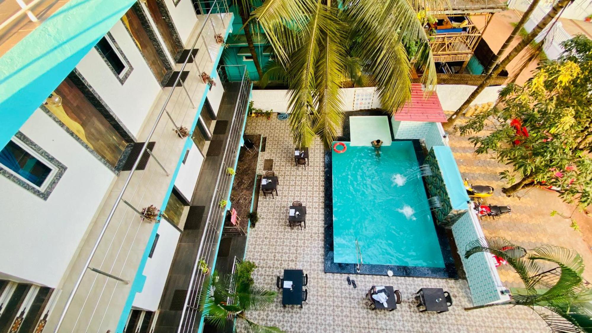 Bsg Stay - Turtle Beach Morjim Goa Exterior photo