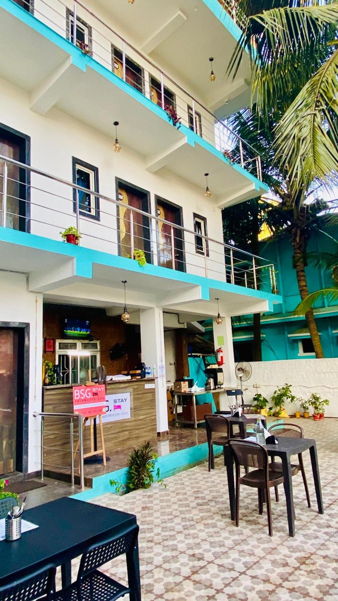 Bsg Stay - Turtle Beach Morjim Goa Exterior photo