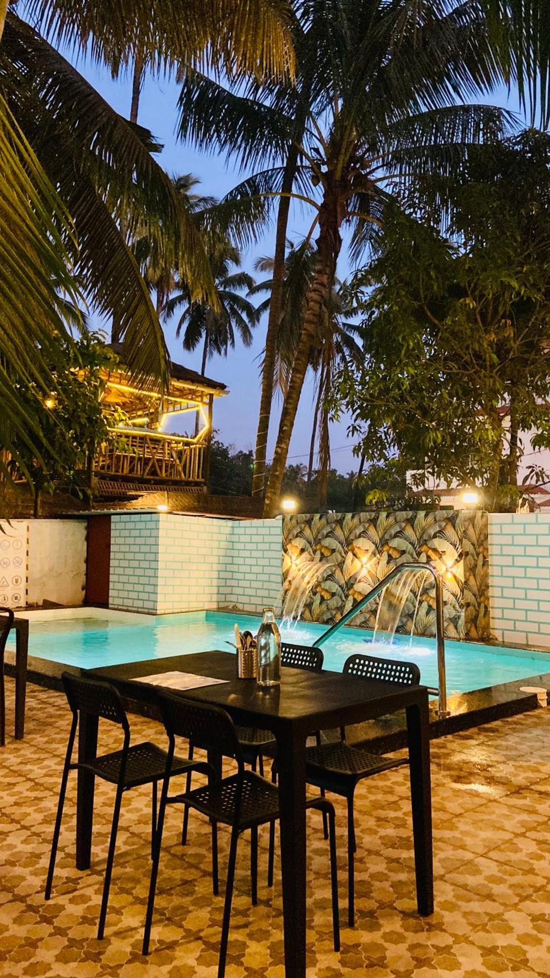 Bsg Stay - Turtle Beach Morjim Goa Exterior photo